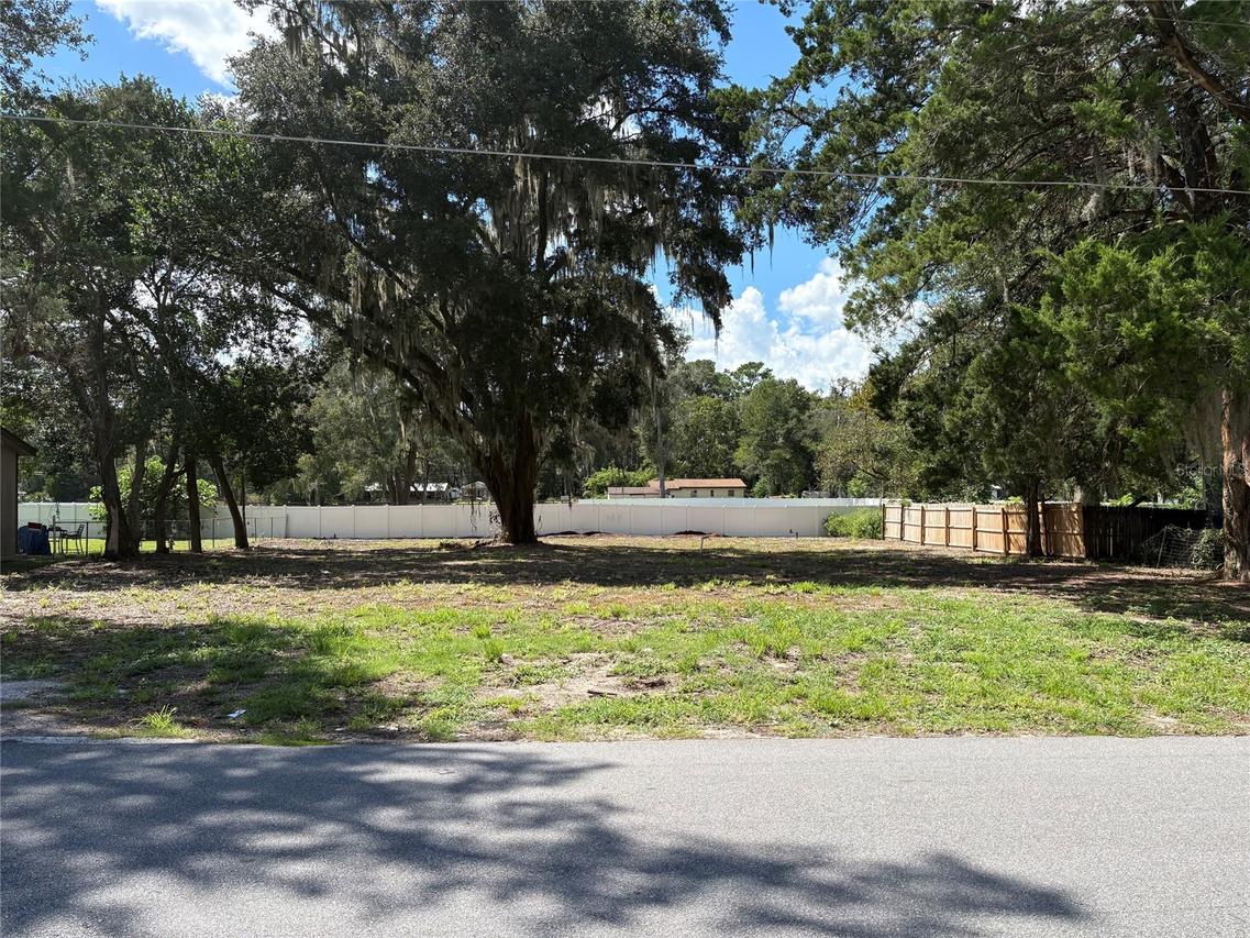 2710 NE 15th Ave., Ocala, FL 34470