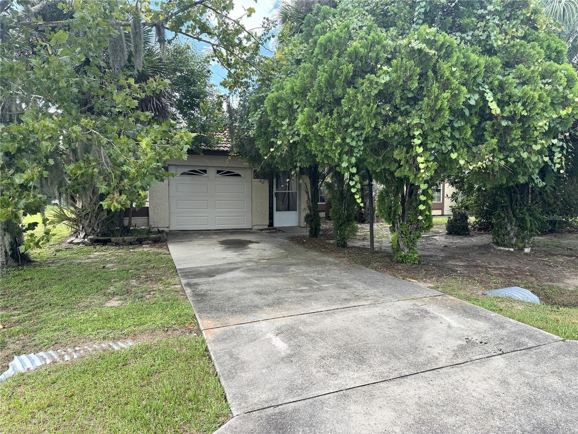 306 Oak Lane Pass, Ocala, FL 34472