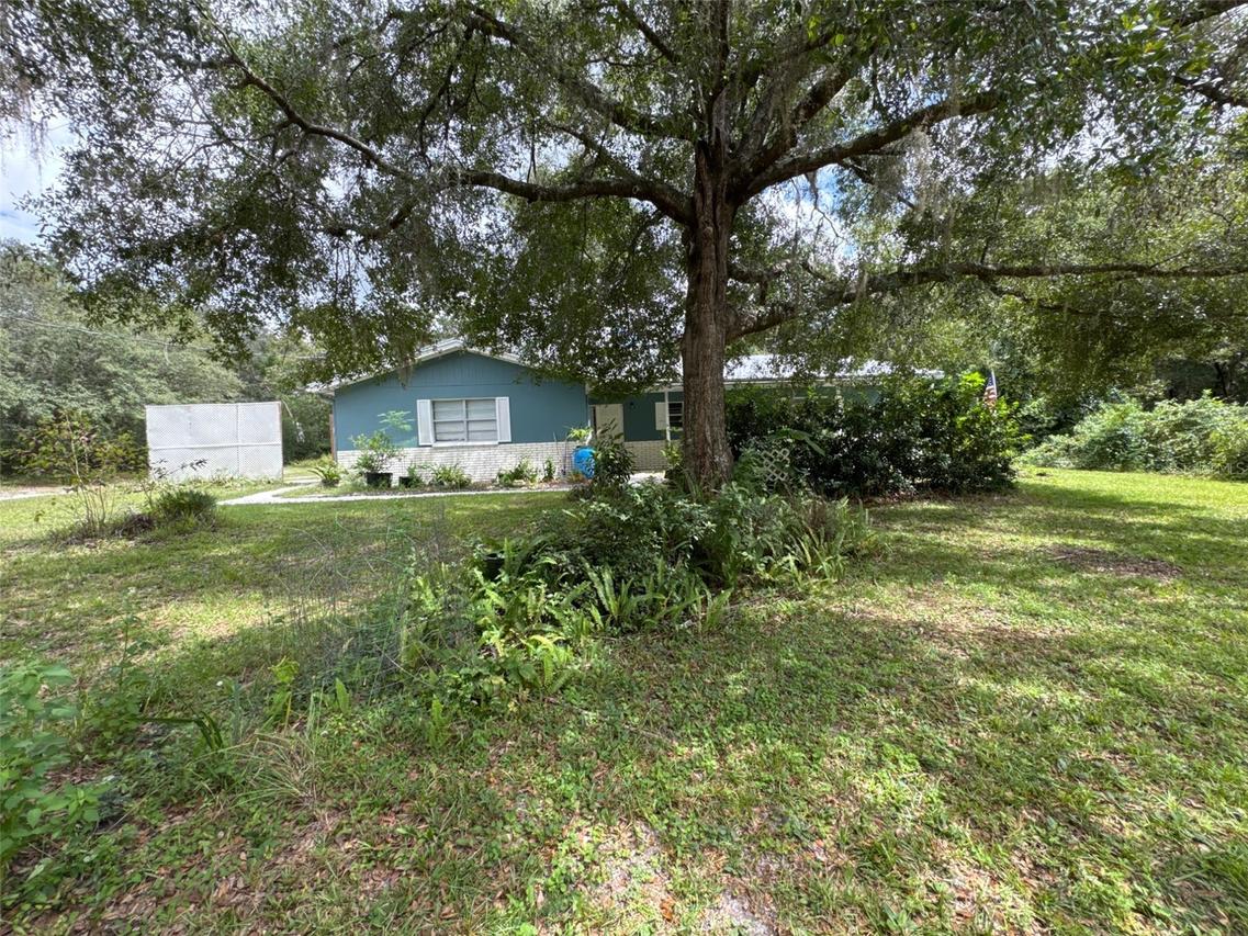 937 N Mcgowan Ave., Crystal River, FL 34429