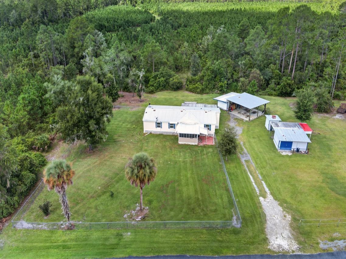 18748 NE 148th Terrace Rd., Fort Mc Coy, FL 32134