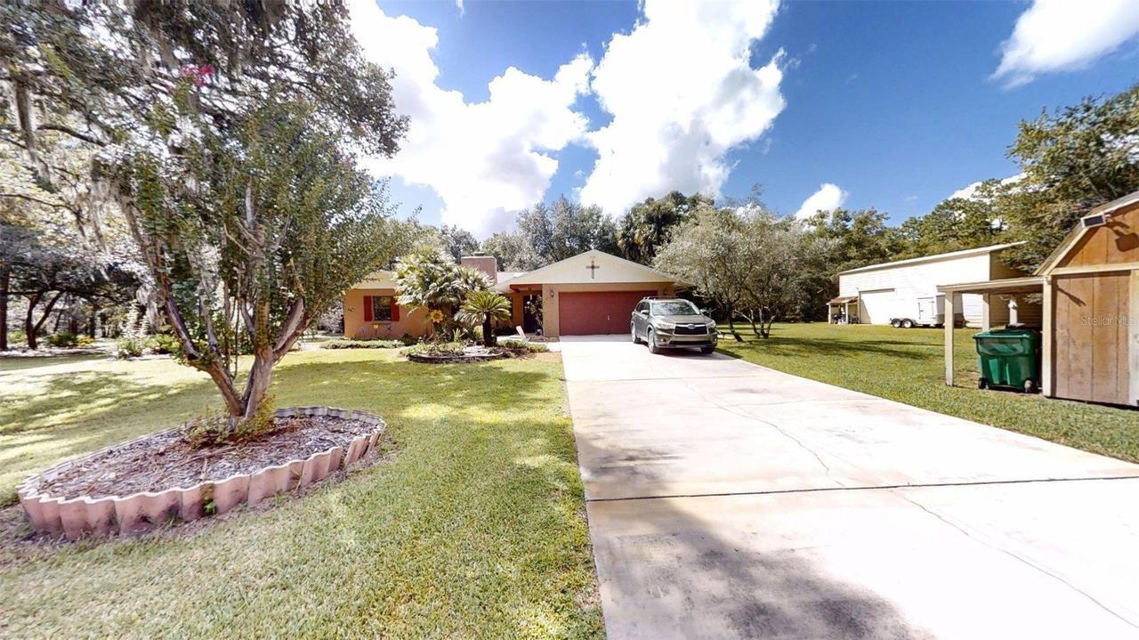 8614 W Varricchio Ln., Crystal River, FL 34428
