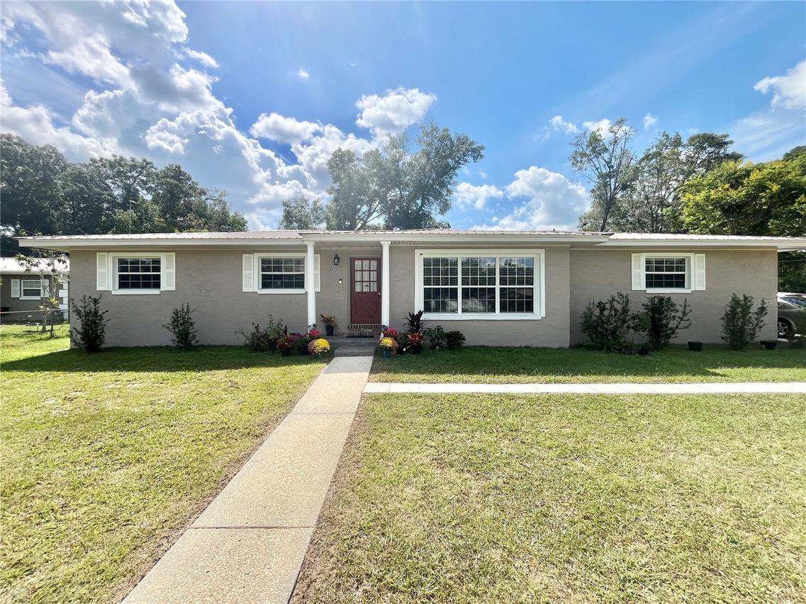 4218 SE 14th Pl., Ocala, FL 34471