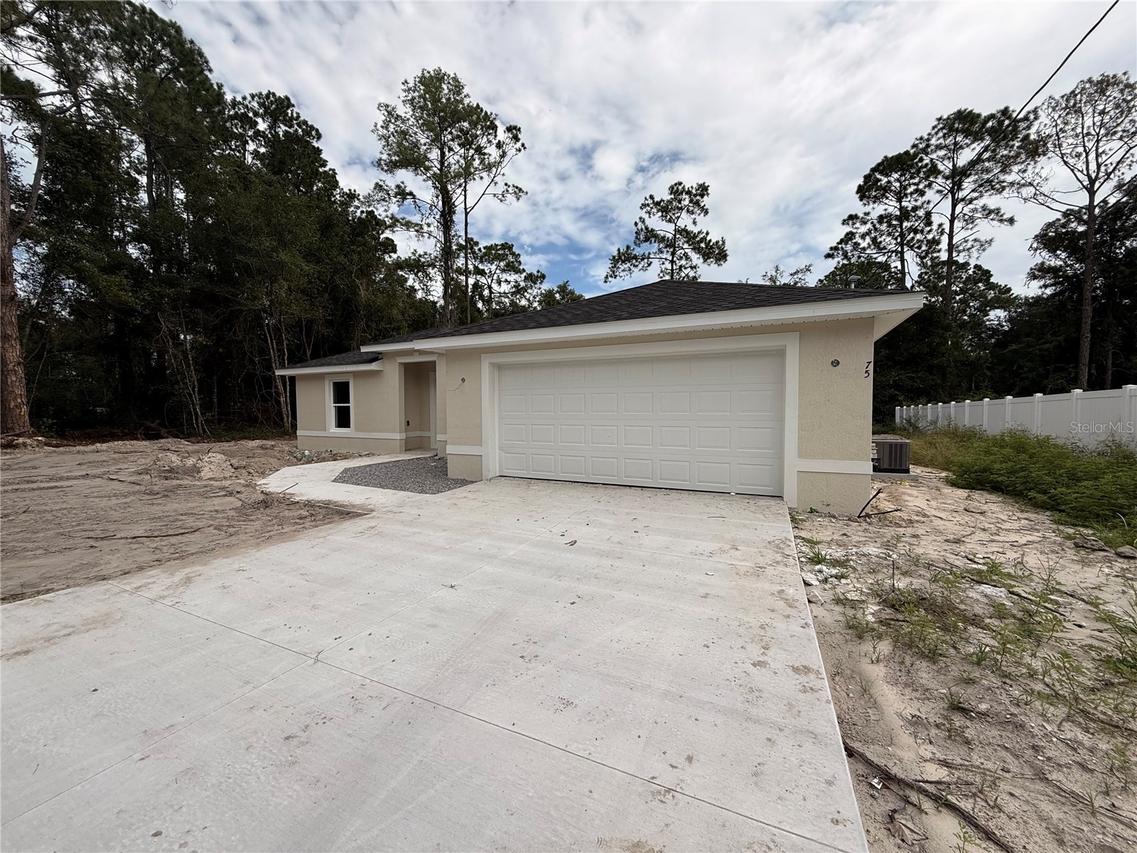 75 Locust Dr., Ocala, FL 34472