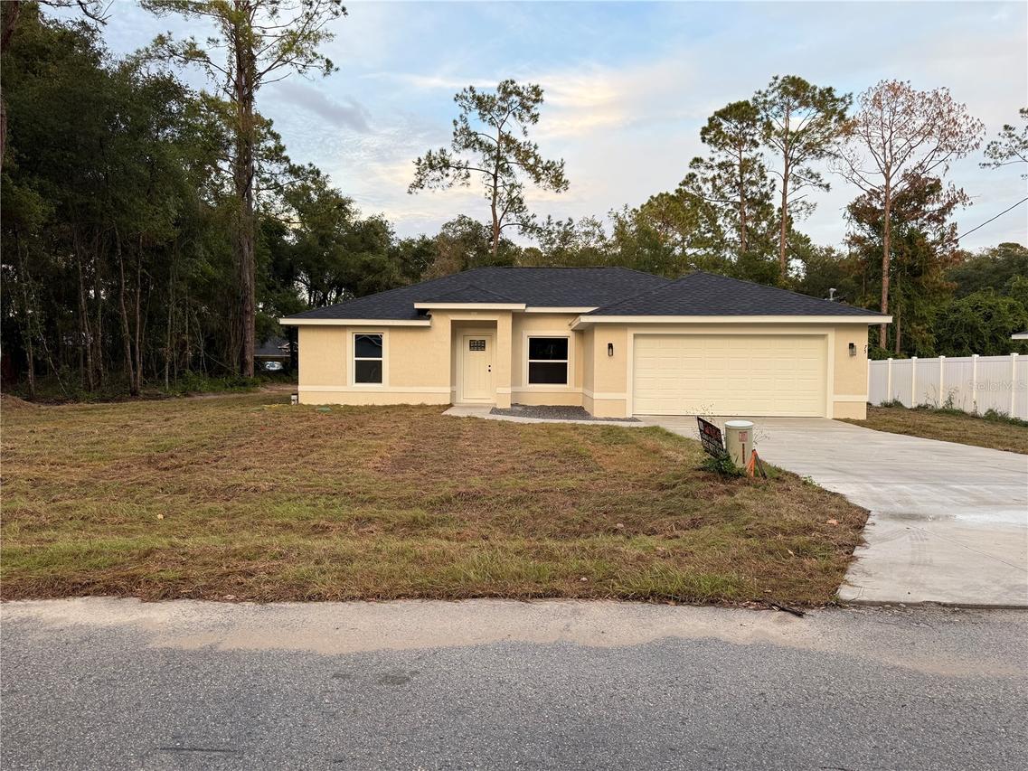 75 Locust Dr., Ocala, FL 34472