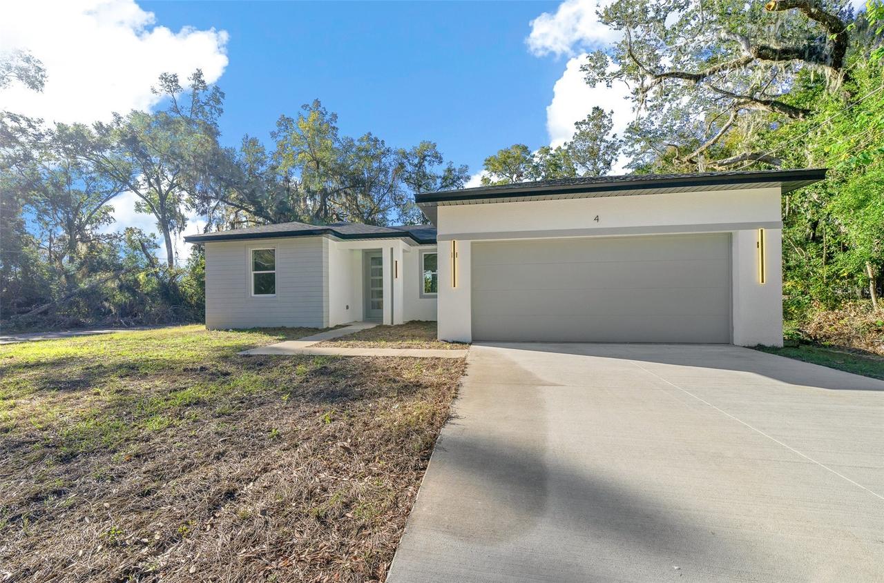4 Oak Cir., Ocala, FL 34472
