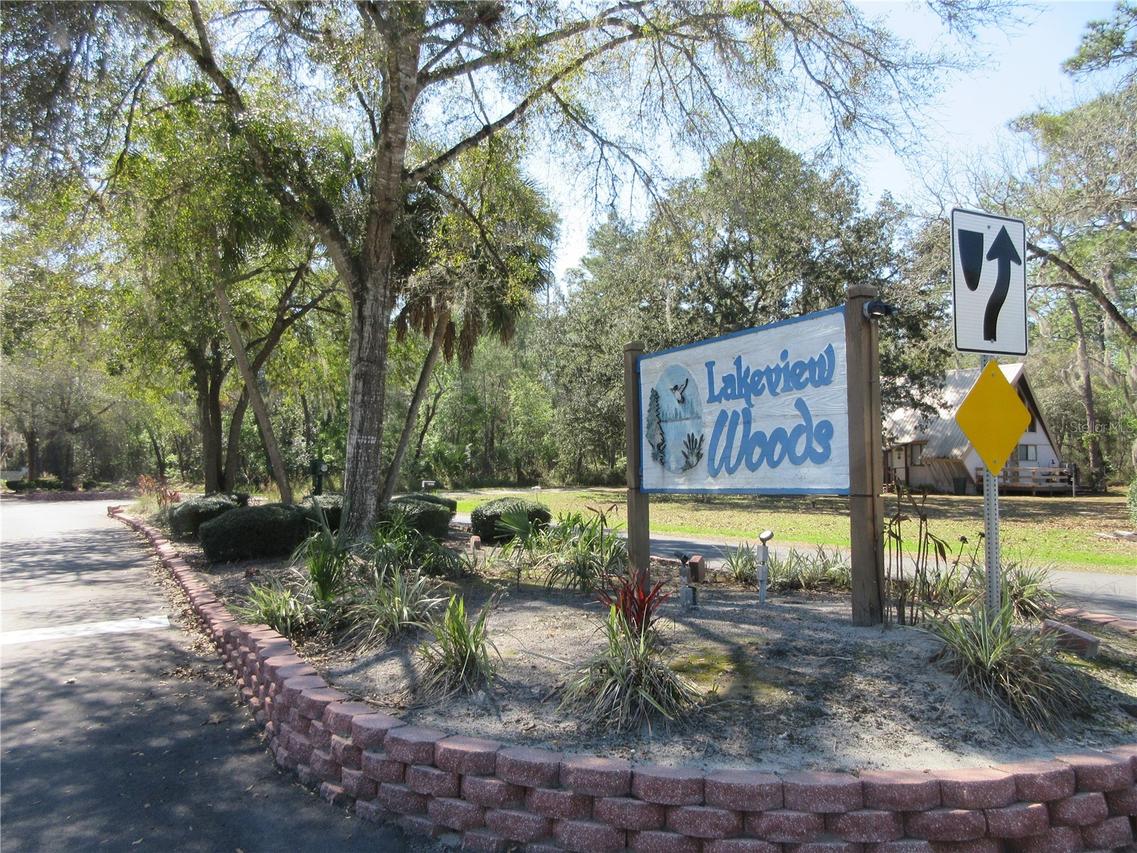 13023 NE 6th Pl., Silver Springs, FL 34488