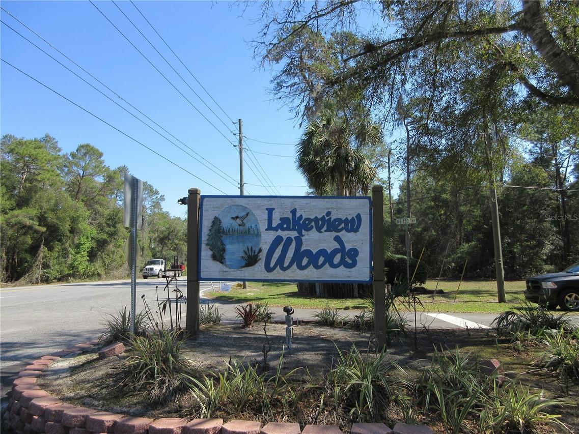 13025 NE 6th Pl., Silver Springs, FL 34488