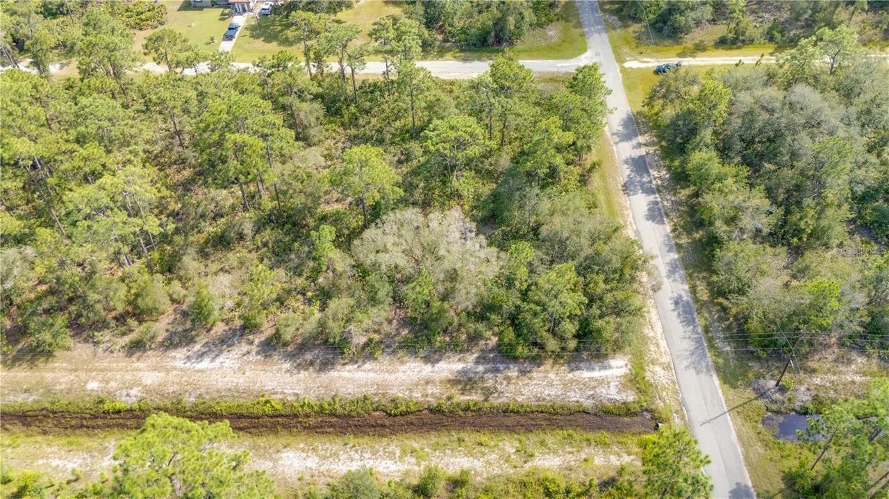 524 Magnolia Dr., Indian Lake Estates, FL 33855