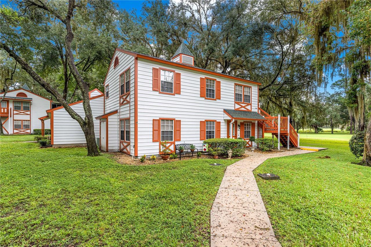 7958 Midway Drive Ter. #P201, Ocala, FL 34472