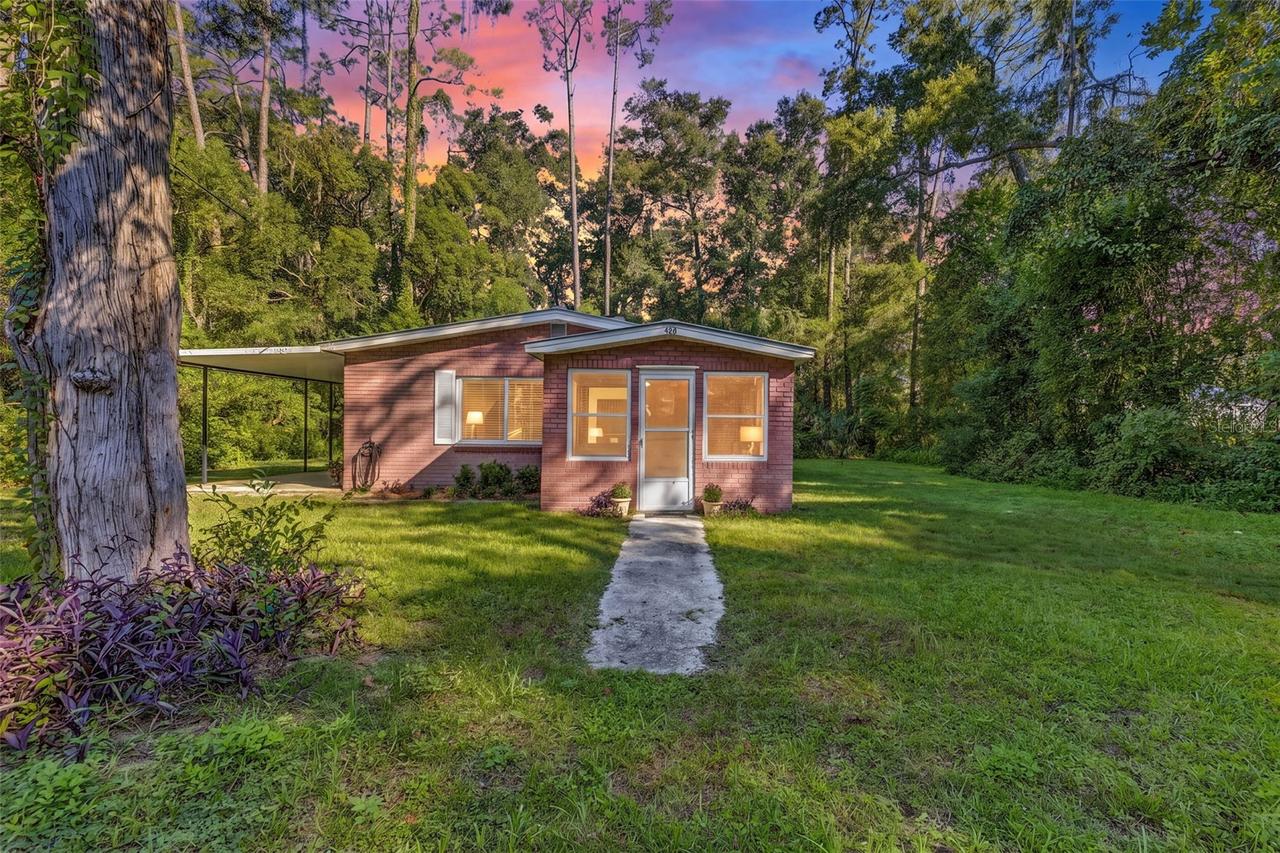 424 SE 1st Pl., Williston, FL 32696