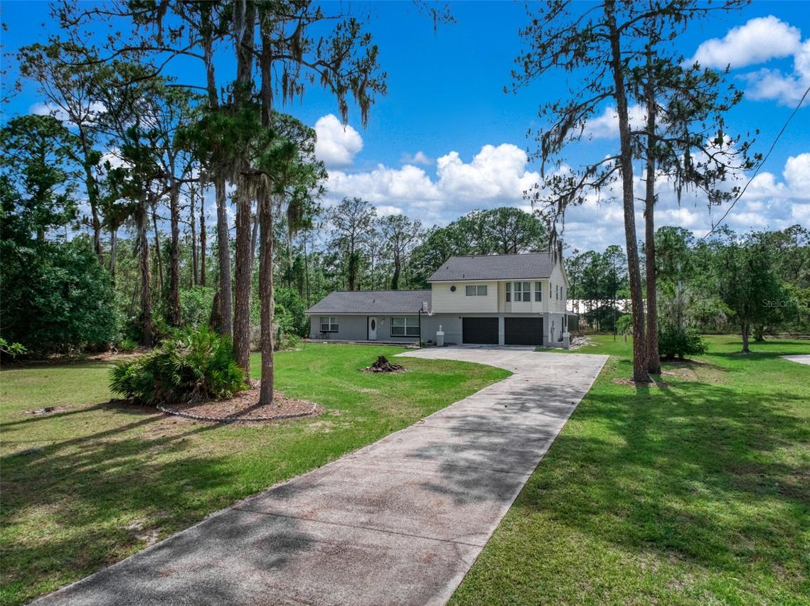 5731 Wolf Lake Rd., Sebring, FL 33875