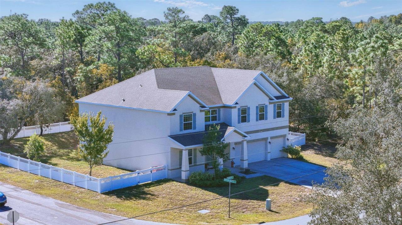 216 Linder Dr., Homosassa, FL 34446