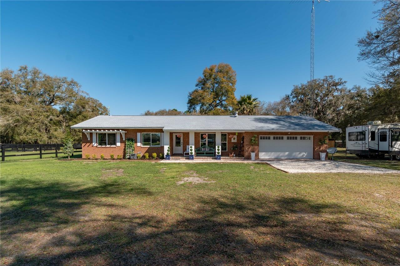 1631 NE 165th St., Citra, FL 32113