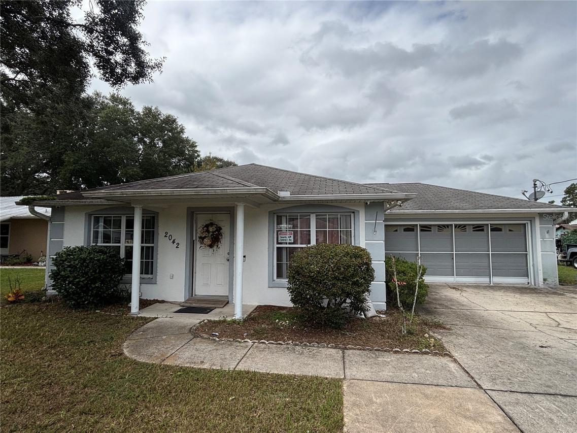 2042 SE 175th Ter., Silver Springs, FL 34488