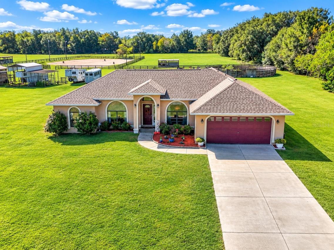 400 NE 140th St., Citra, FL 32113