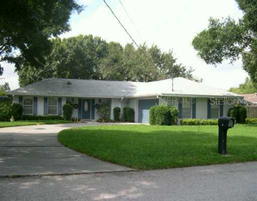 2 Grove Ct., Winter Haven, FL 33884