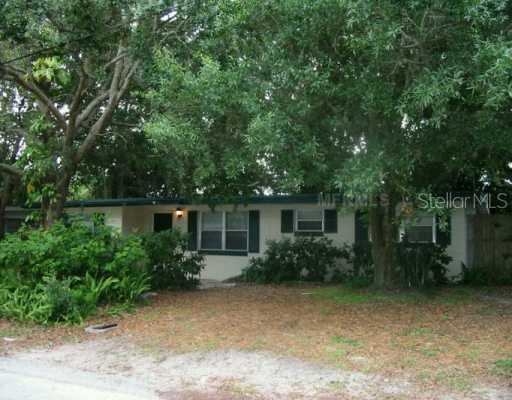 1020 Caroline Ave., Auburndale, FL 33823