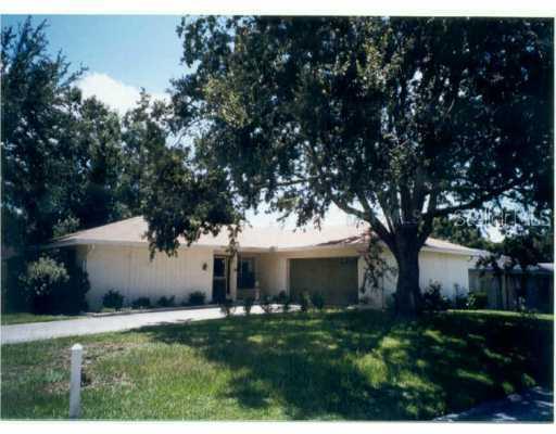 209 Chaucer Ln., Winter Haven, FL 33884