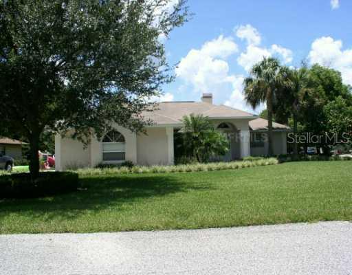 901 Heatherbrook Dr., Auburndale, FL 33823