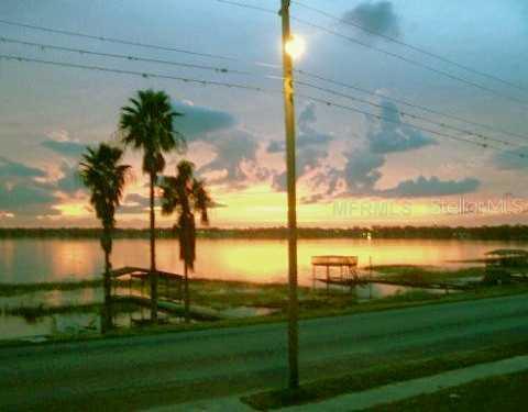 825 N. Lake Howard Dr., Winter Haven, FL 33880