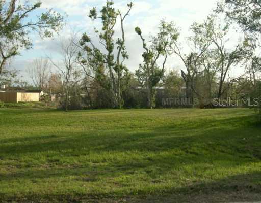 Lake Pierce Dr., Lake Wales, FL 33898