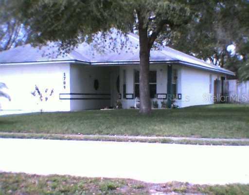 1709 Sandalwood Cir., Winter Haven, FL 33880