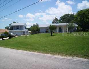 100 Alachua Dr., Winter Haven, FL 33884