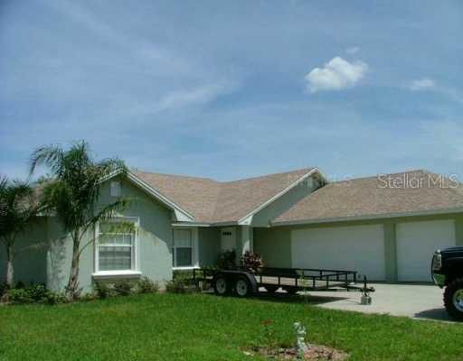 106 Shaddock Dr., Auburndale, FL 33823