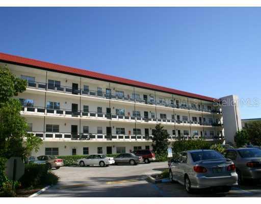 200 El Camino Dr. #214, Winter Haven, FL 33884