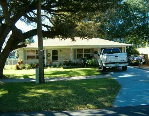 275 S Seminole Ave., Lake Alfred, FL 33850
