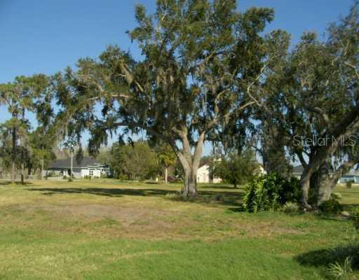 1211 Grey Fox Hollow Dr., Winter Haven, FL 33880