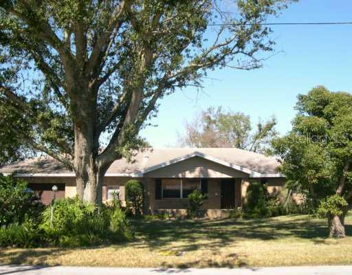 6713 Winterset Gardens Rd., Winter Haven, FL 33884