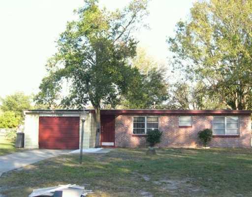 2624 Trinity Cir., Winter Haven, FL 33881