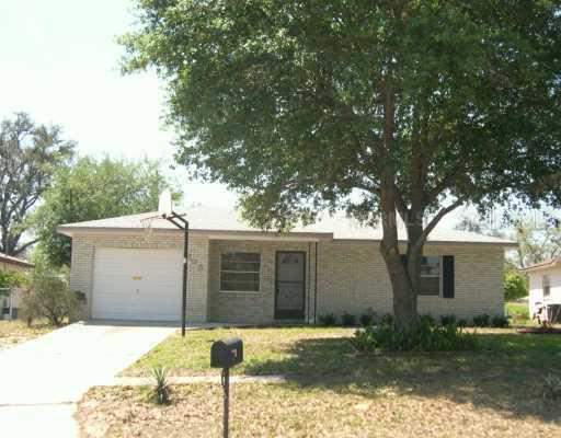 305 E Palm St., Davenport, FL 33837