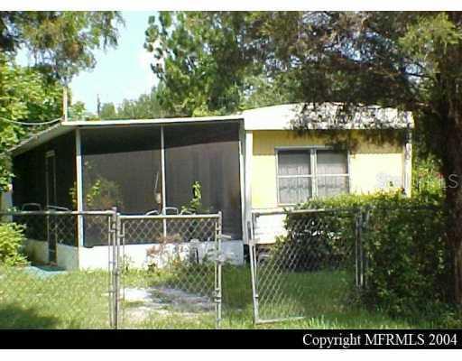 213 Kaylor Dr., Auburndale, FL 33823