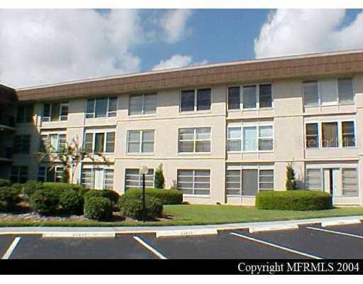 333 Lake Howard Dr. #213C, Winter Haven, FL 33880
