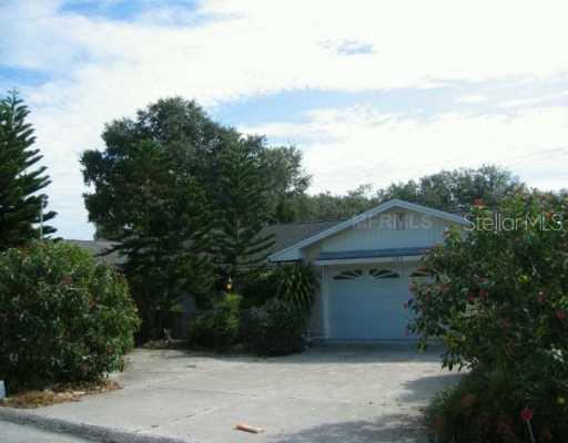 144 Shelley Dr., Winter Haven, FL 33884