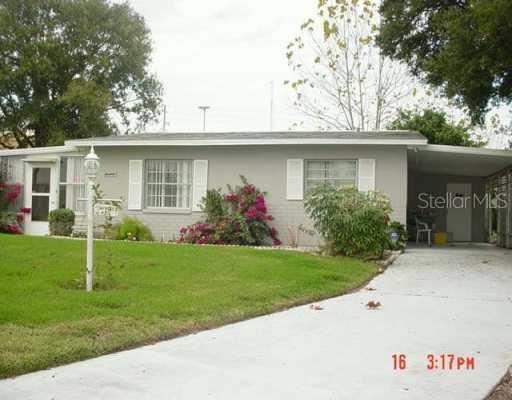 13 Palm Ct., Davenport, FL 33837