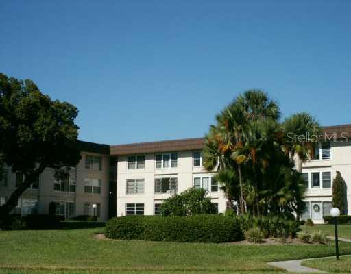 333 Lake Howard Dr. #102 C, Winter Haven, FL 33880
