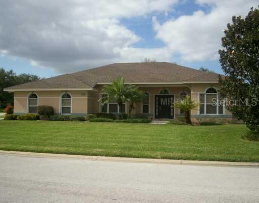 109 Lake Mariam Way, Winter Haven, FL 33884