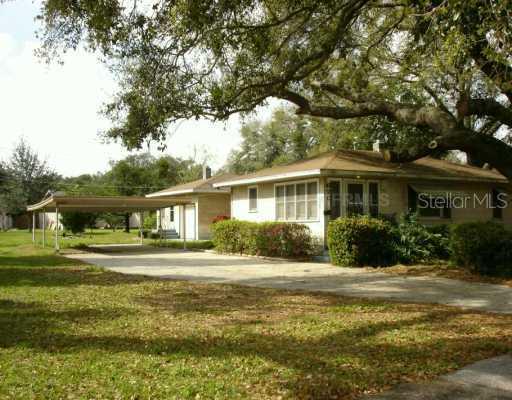 620 Shore Acres Dr., Lakeland, FL 33801