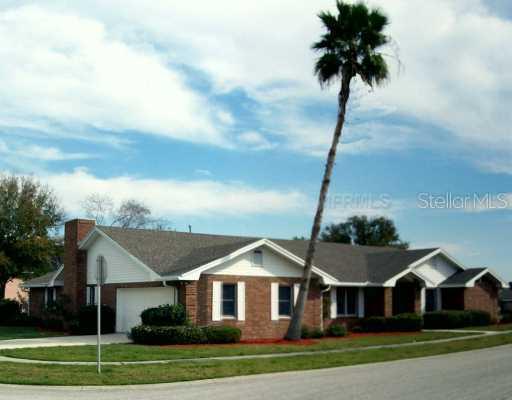 2100 Edgewater Cir., Winter Haven, FL 33880