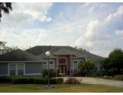 122 Raintree Ct., Auburndale, FL 33823