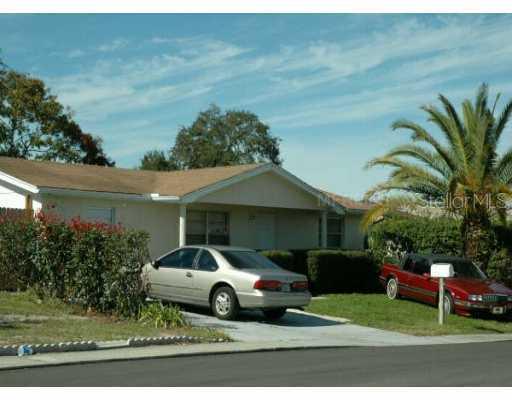 9311 Hunt Club Ln., Port Richey, FL 34668