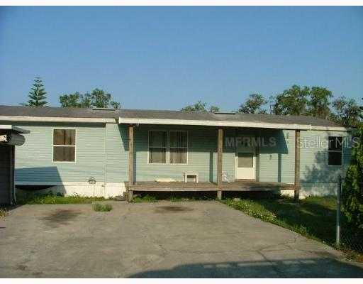 822 Water Oaks Dr., Winter Haven, FL 33880