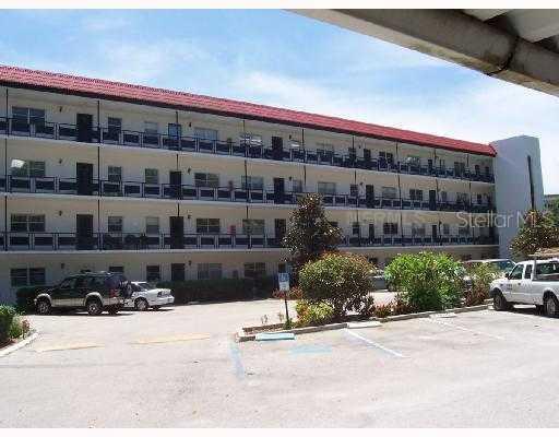 200 El Camino Dr. #403, Winter Haven, FL 33884
