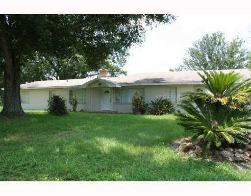 3261 Old Eagle Lake Rd., Eagle Lake, FL 33880