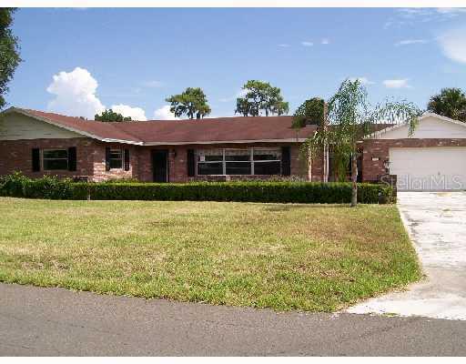 301 Alachua Dr., Winter Haven, FL 33884