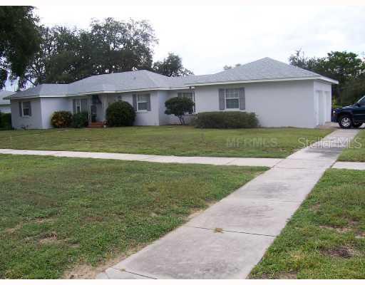 18 E Bay St., Davenport, FL 33837