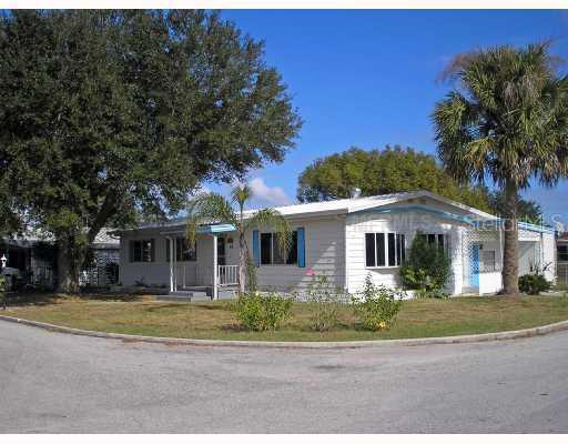 46 Candlelight Ln., Lake Wales, FL 33859